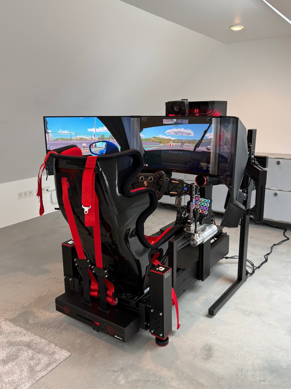 HELENTE "H1" Turnkey Simulator