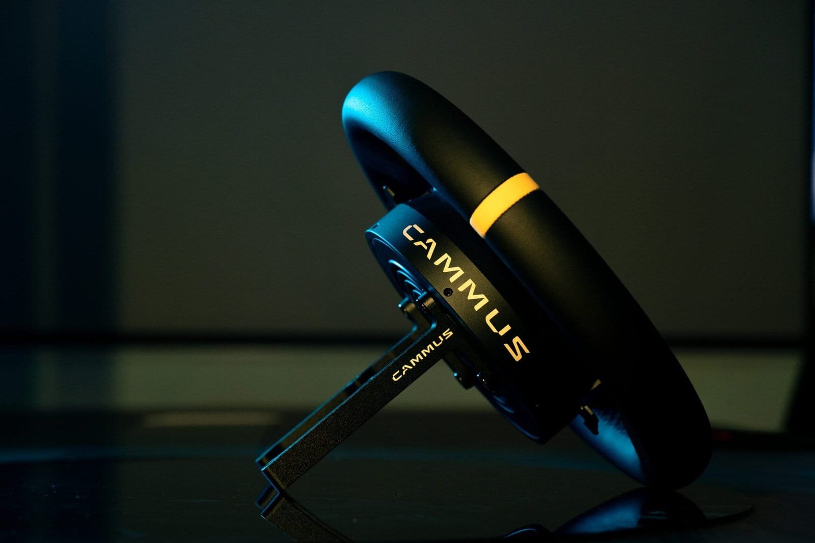 Direct Drive gaming wheel cammus c5 photo